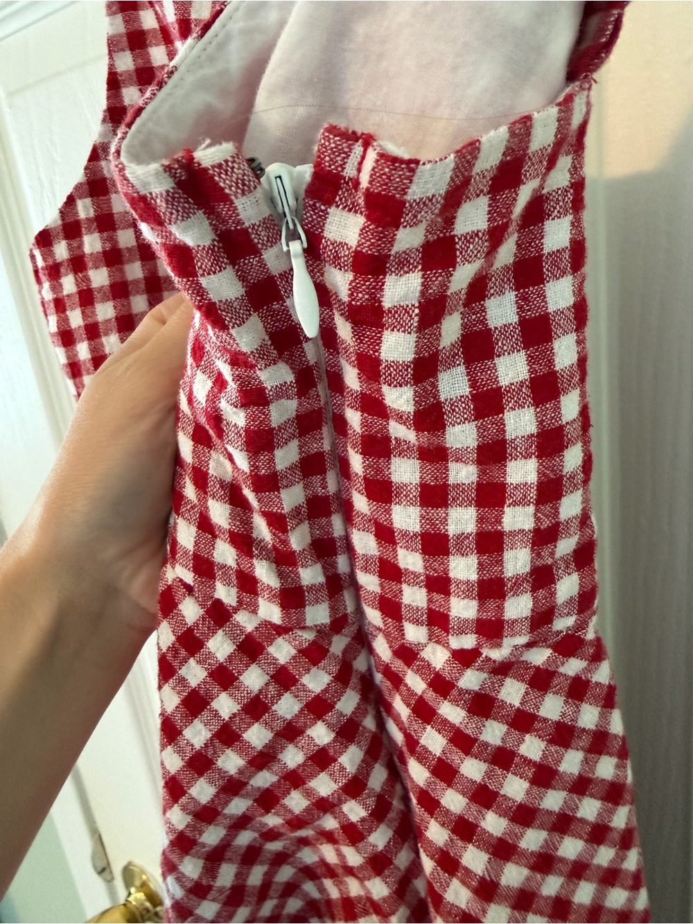 Abercrombie & Fitch Red and White Gingham Dress with Side Zipper - Picture 4 of 4